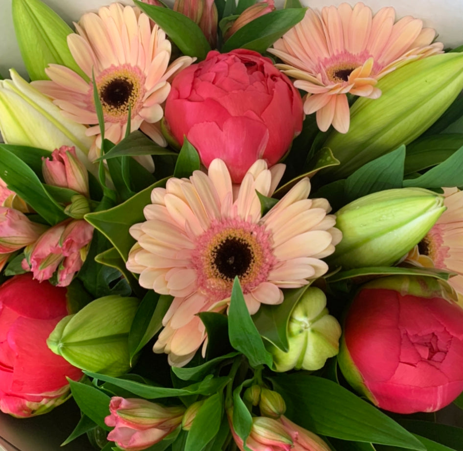 FLOWERS Wellington Flower Co.