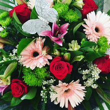 Load image into Gallery viewer, Bouquet Including Roses - Wellington Flower Co.