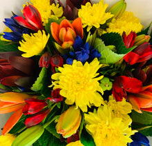 Load image into Gallery viewer, Bright Bouquet - Wellington Flower Co.
