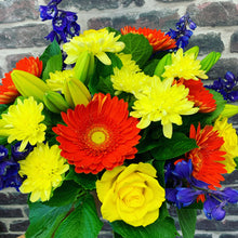 Load image into Gallery viewer, Bright Bouquet - Wellington Flower Co.