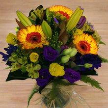 Load image into Gallery viewer, Seasonal Flowers in a Vase - Wellington Flower Co.