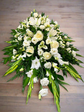 Load image into Gallery viewer, Casket Spray