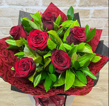 Load image into Gallery viewer, Valentine's day pre-orders - Wellington Flower Co.