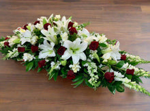 Load image into Gallery viewer, Casket Spray