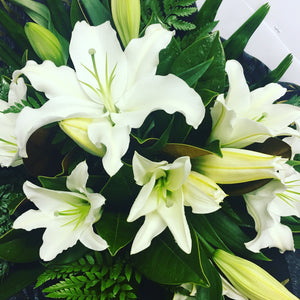 Oriental Lily Bouquet - Wellington Flower Co.