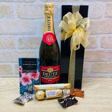 Load image into Gallery viewer, Wine box (with choice of wine)