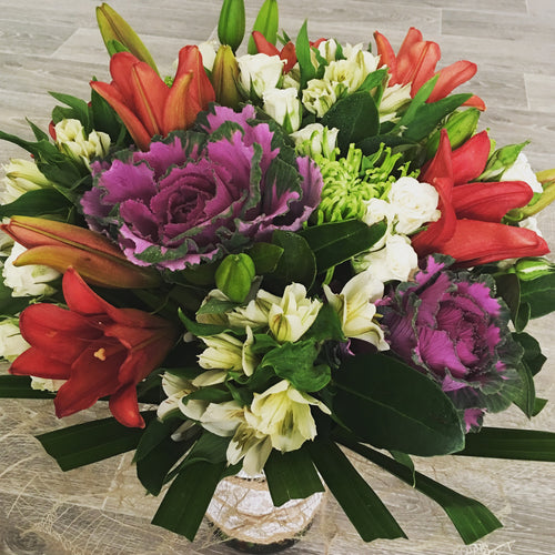 Flowers in a Vase - Wellington Flower Co.