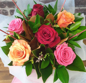 6 Roses assorted colours
