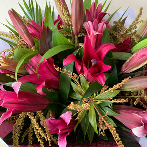 Oriental Lily Bouquet - Wellington Flower Co.