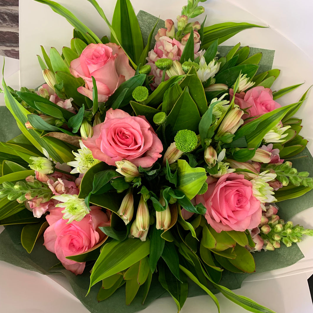Large Bouquet - Wellington Flower Co.